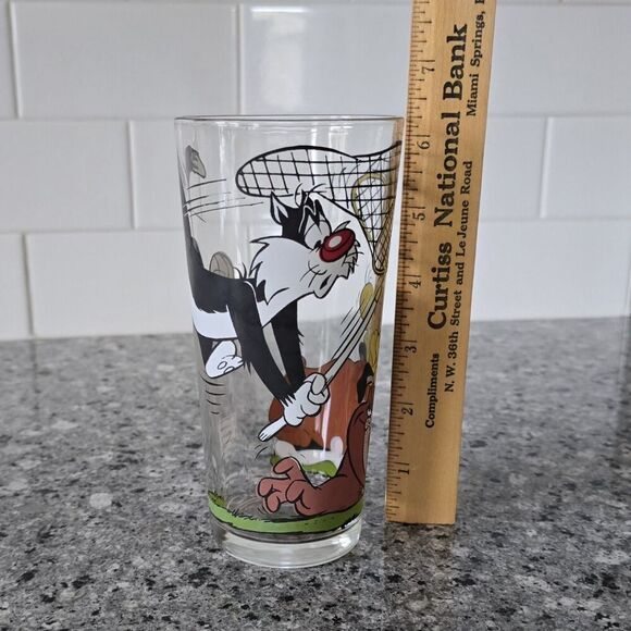 Vintage 1976 Pepsi Collector Series Sylvester and Tweety Bird Glass - Picture 4 of 7